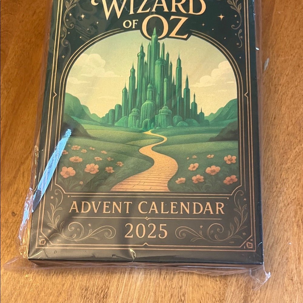 Wizard of Oz 2025 Advent Calendar - Green and Gold
